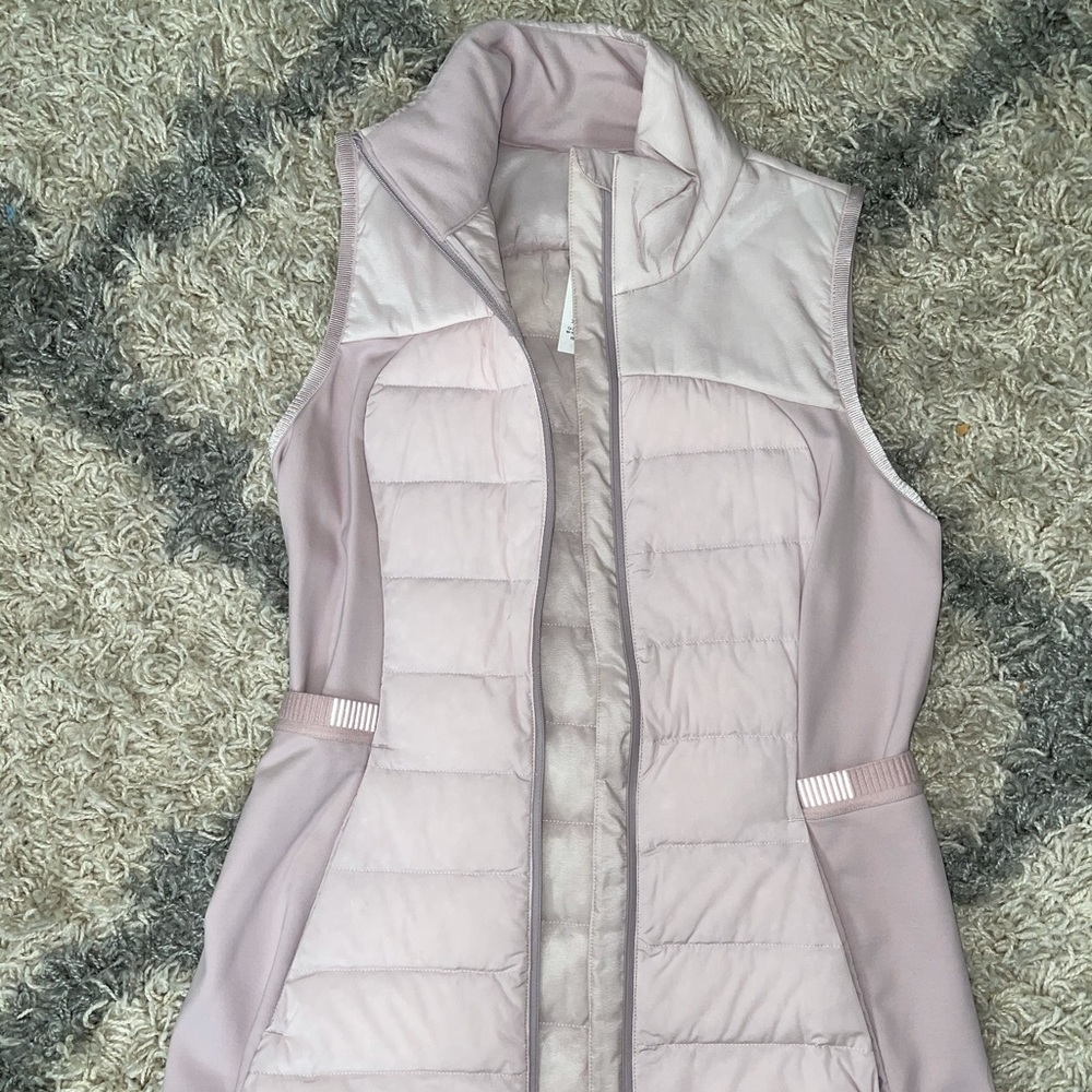 Lulu lemon vest size 4